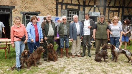 Chiens étrangers